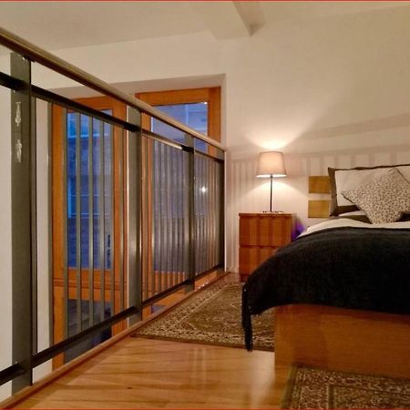 Central Mezzanine Apartment In Historic School Edinburgh Luaran gambar